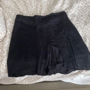 Silk Black leopard slit skirt